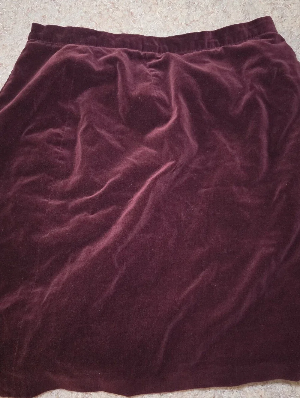 Casual Corner Velvet Mini Skirt in Burgundy